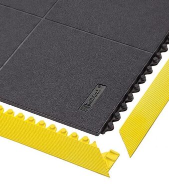 70db0ef1317b9912d7d9051758bd3f8f